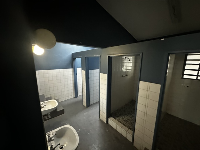 To Let Commercial Property for Rent in Paarden Eiland Western Cape